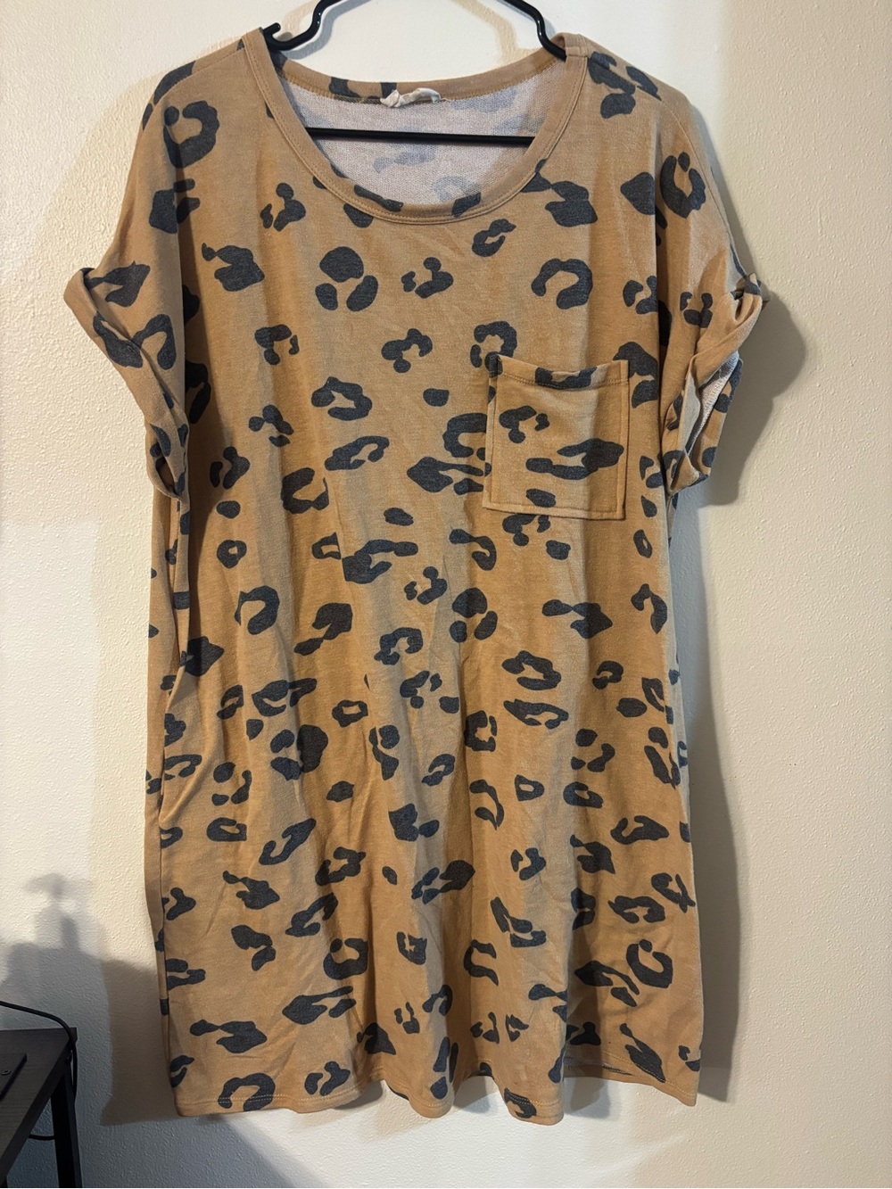 Women's Tan Leopard Print Pocket Midi Dress